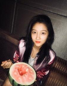 吃瓜娱乐圈关晓彤,娱乐圈的青春女神与成长之路 第2张 吃瓜娱乐圈关晓彤,娱乐圈的青春女神与成长之路 第2张